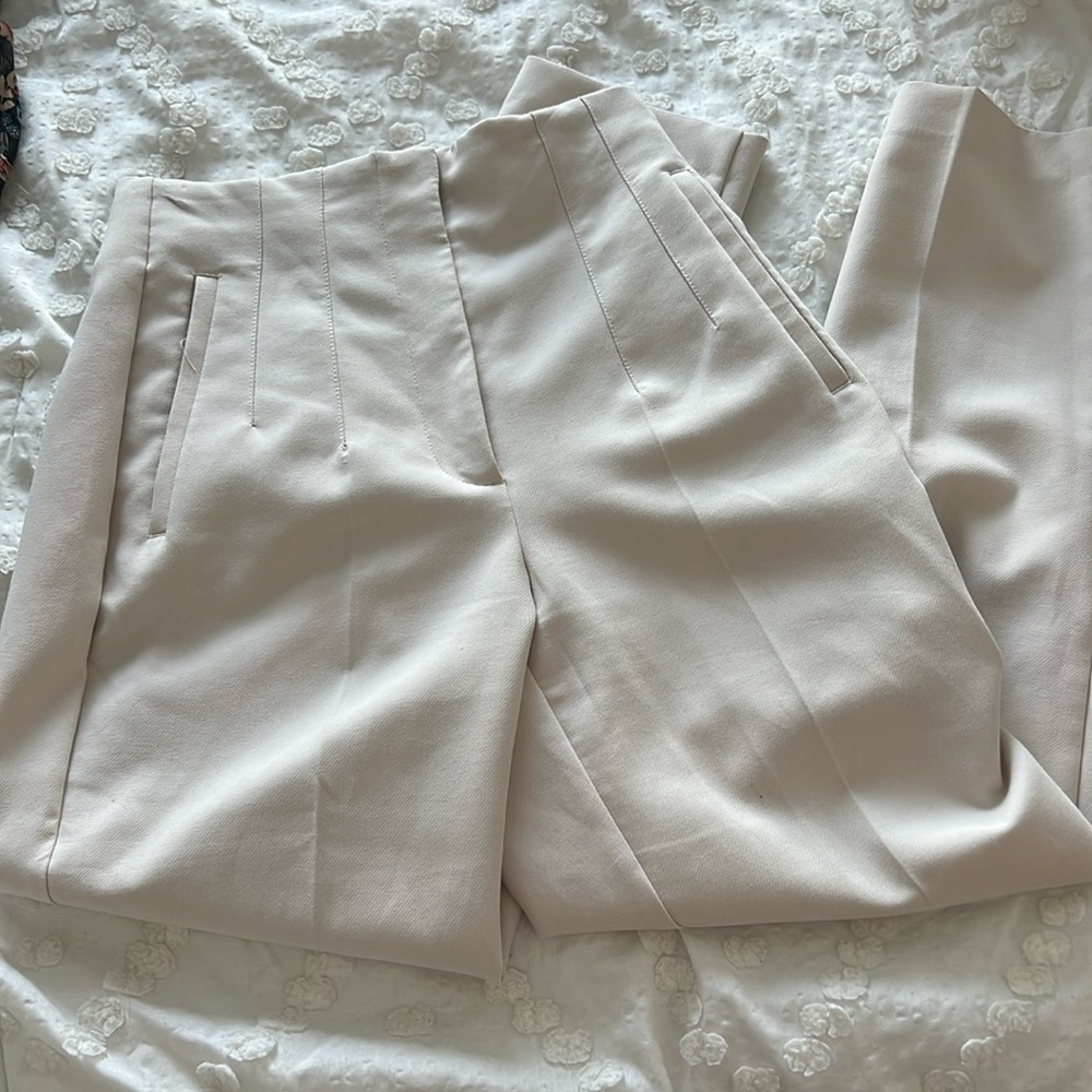 Small ZARA high ride pants oyster white
